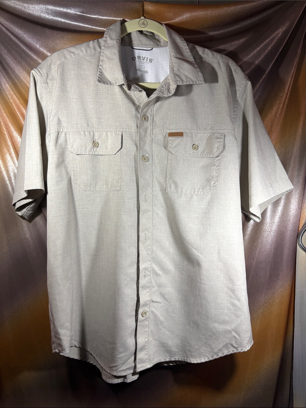 Orvis Men's Short-Sleeve Button-Down Shirt in Light Tan. Y